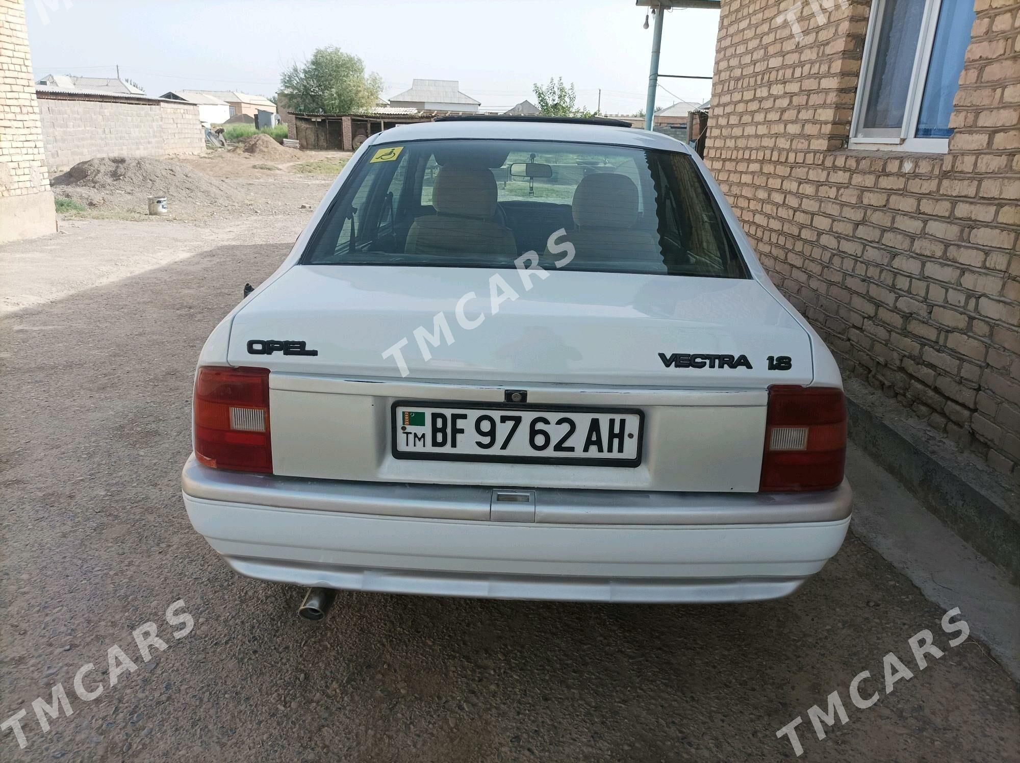 Opel Vectra 1991 - 33 000 TMT - Tejen - img 4