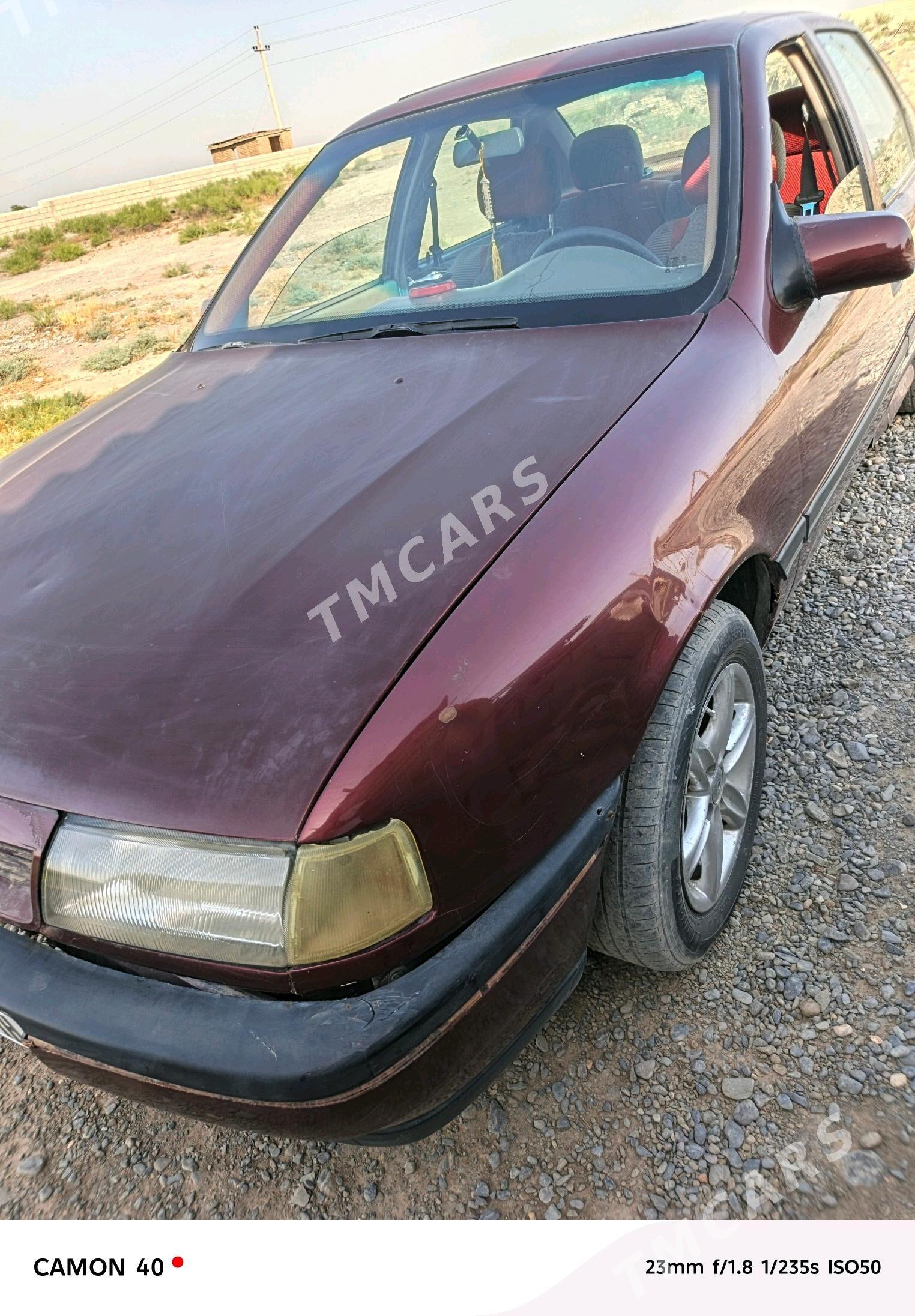 Opel Vectra 1989 - 15 000 TMT - Kaka - img 3