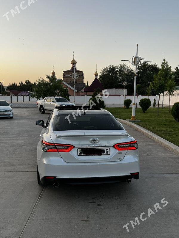 Toyota Camry 2023 - 590 000 TMT - Ашхабад - img 4