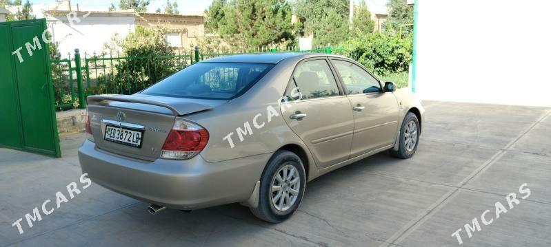 Toyota Camry 2002 - 175 000 TMT - Халач - img 4