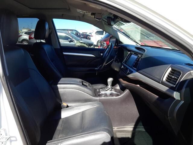 Toyota Highlander 2019 - 450 000 TMT - Aşgabat - img 6