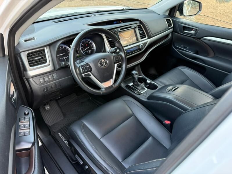 Toyota Highlander 2019 - 450 000 TMT - Aşgabat - img 2