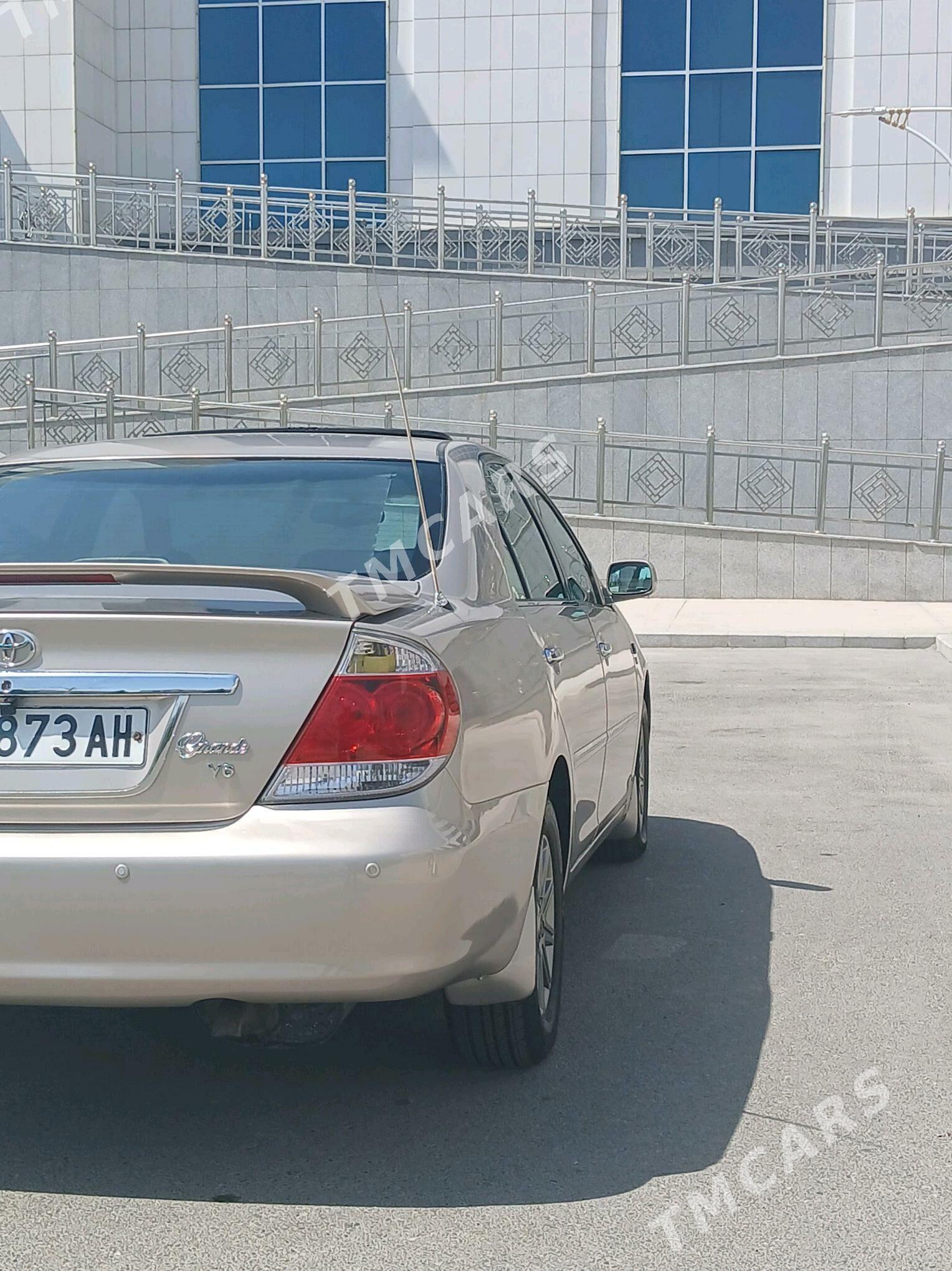 Toyota Camry 2002 - 180 000 TMT - Bäherden - img 3
