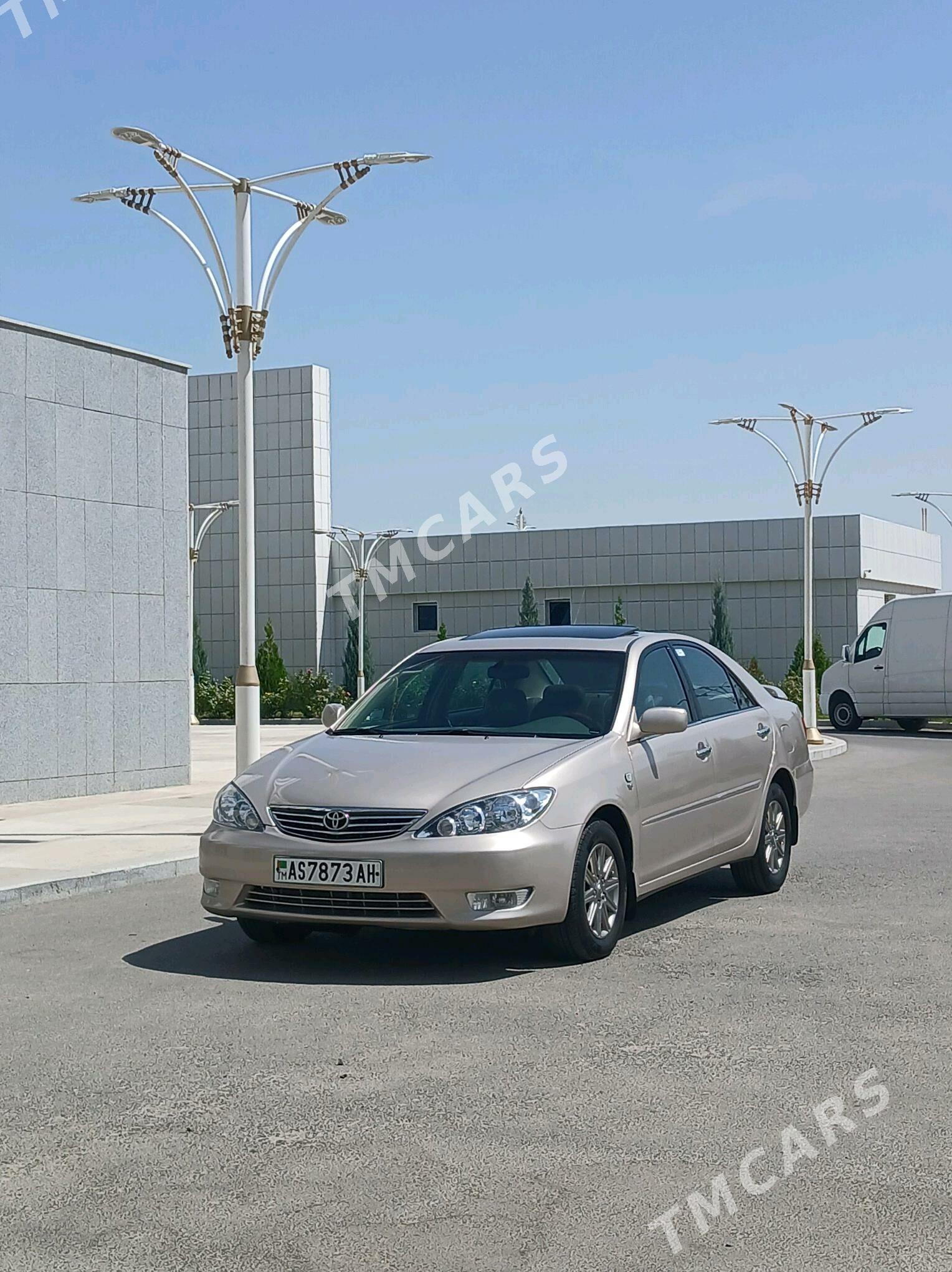 Toyota Camry 2002 - 180 000 TMT - Bäherden - img 4