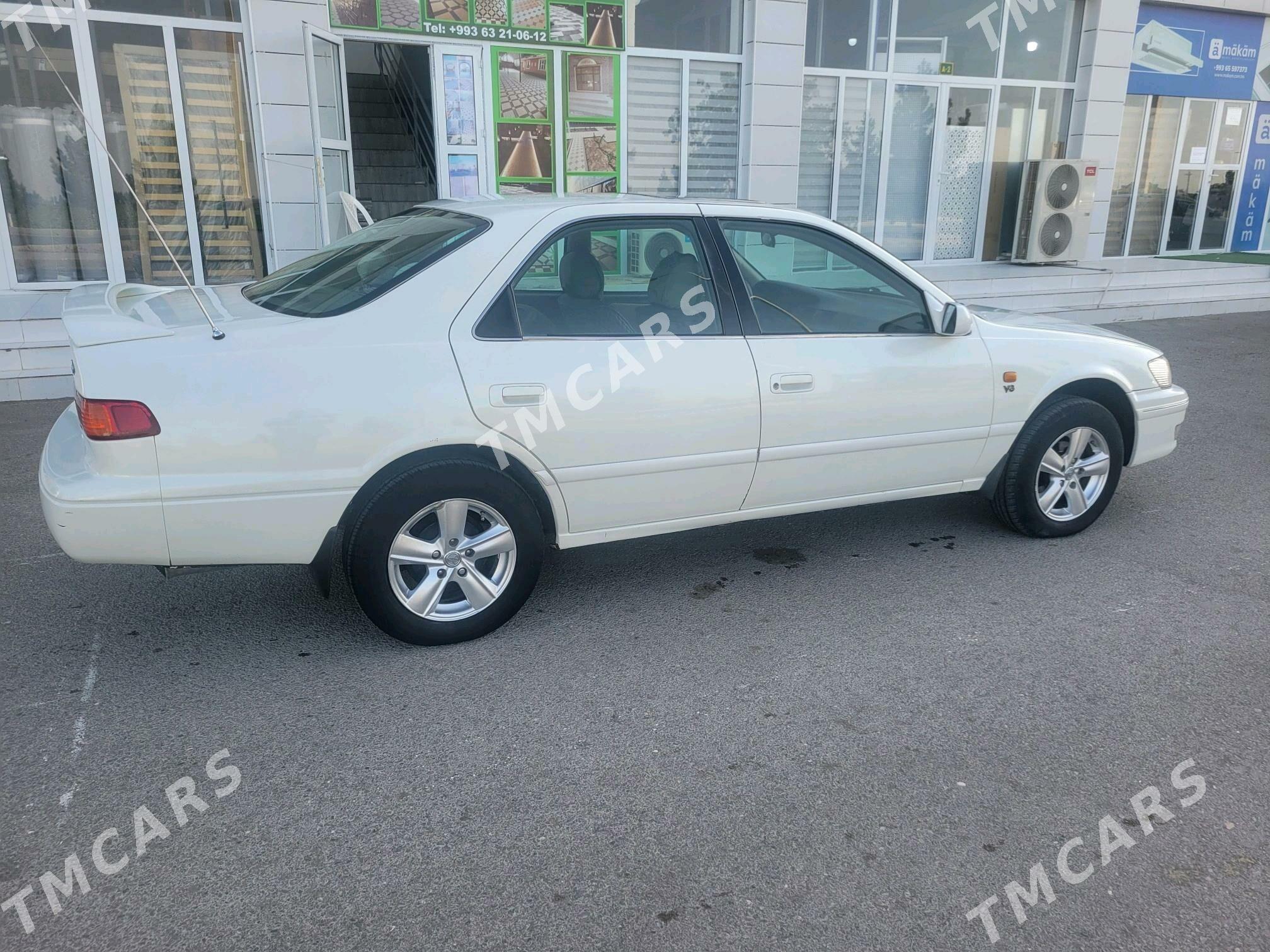 Toyota Camry 1998 - 110 000 TMT - Кака - img 5