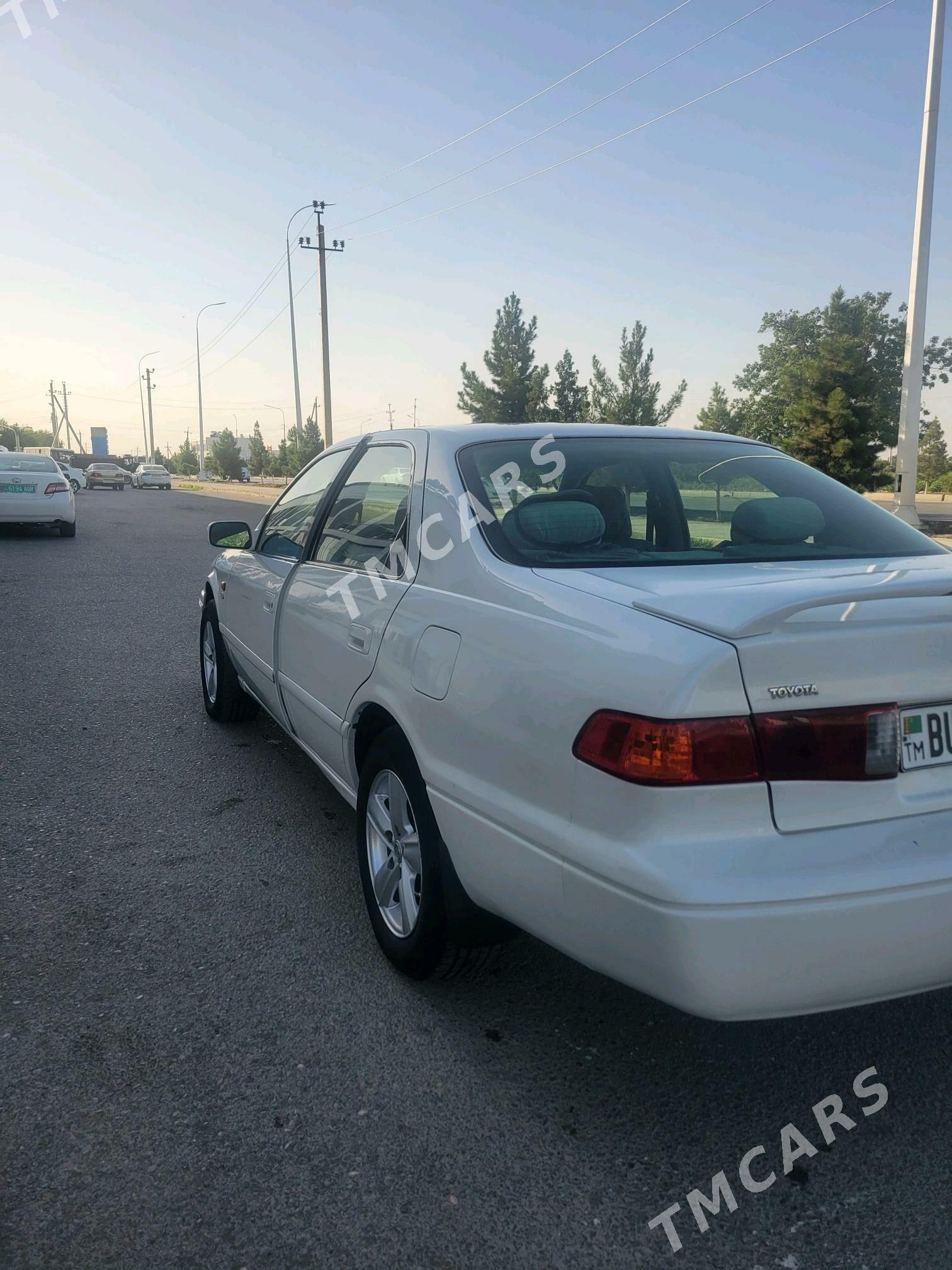 Toyota Camry 1998 - 110 000 TMT - Кака - img 6