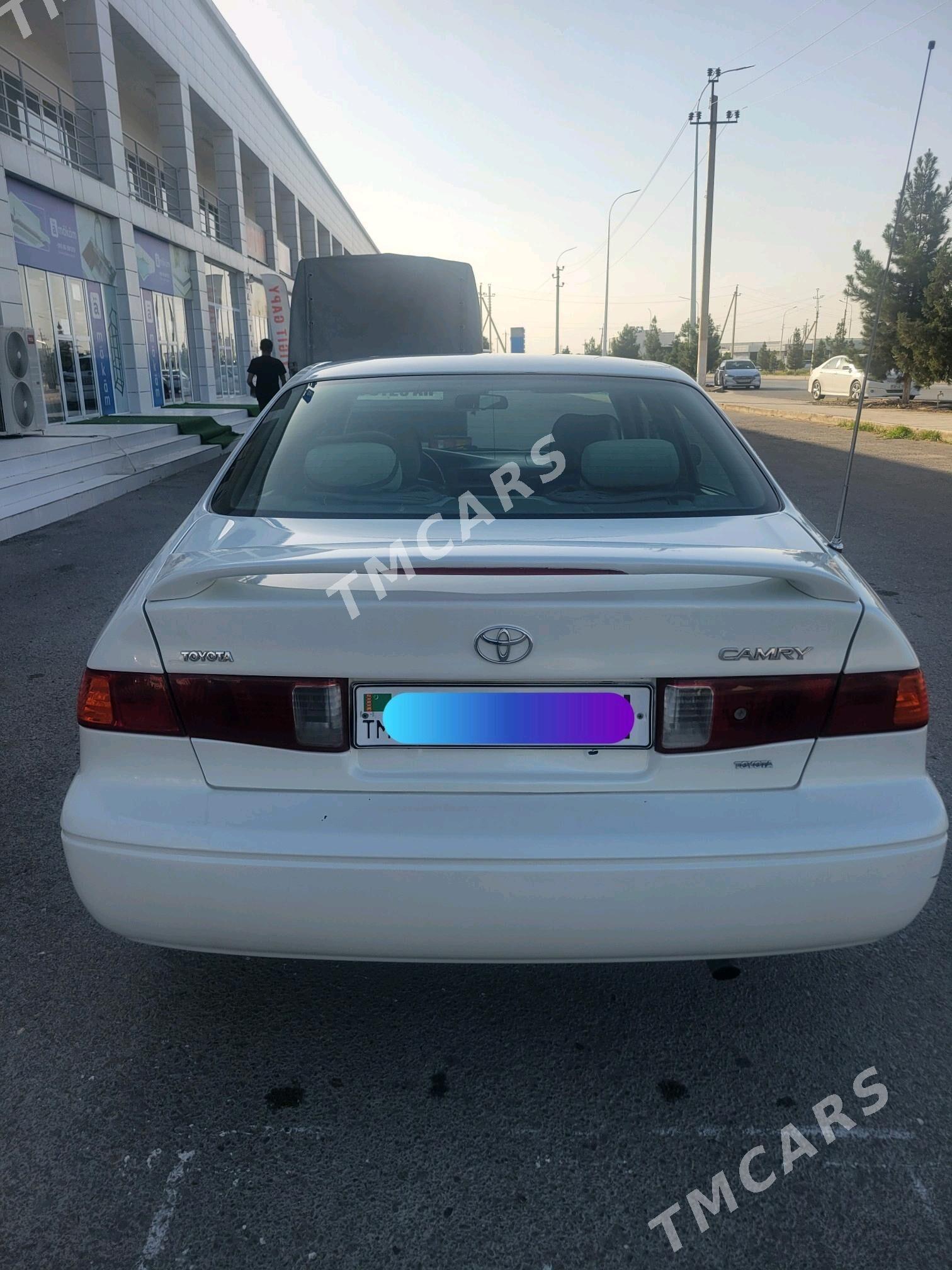Toyota Camry 1998 - 110 000 TMT - Кака - img 2