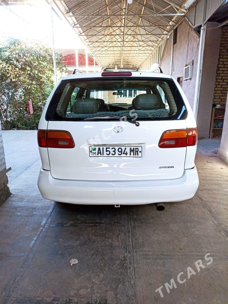 Toyota Sienna 1998 - 145 000 TMT - Baýramaly - img 2