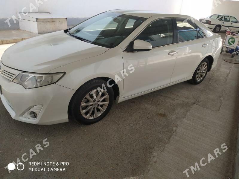 Toyota Camry 2014 - 205 000 TMT - Ашхабад - img 2