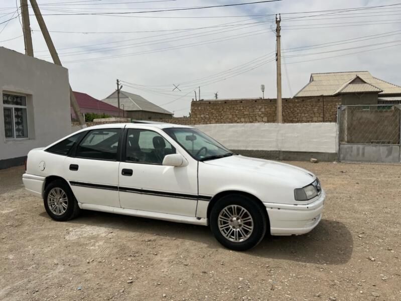 Opel Vectra 1995 - 17 000 TMT - Хазар - img 2