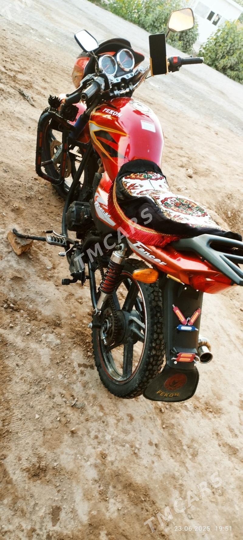 Fekon FK200-14G 2014 - 13 000 TMT - Фарап - img 2
