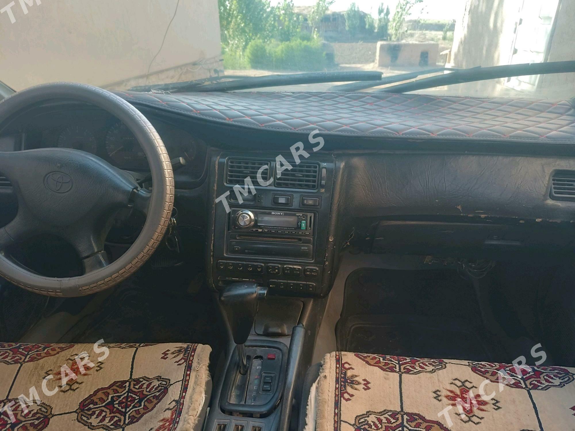 Toyota Corona 1995 - 60 000 TMT - Gubadag - img 4
