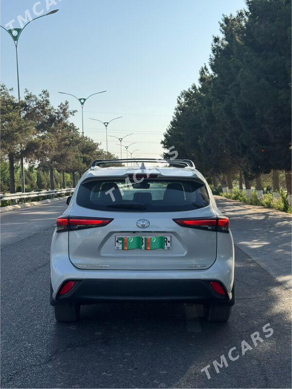 Toyota Highlander 2022 - 649 999 TMT - Мары - img 4