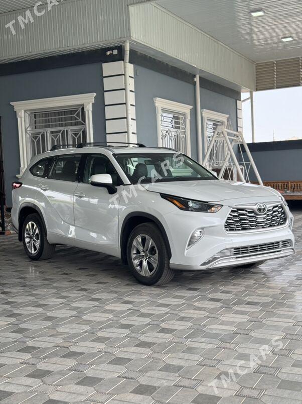Toyota Highlander 2022 - 649 999 TMT - Мары - img 9