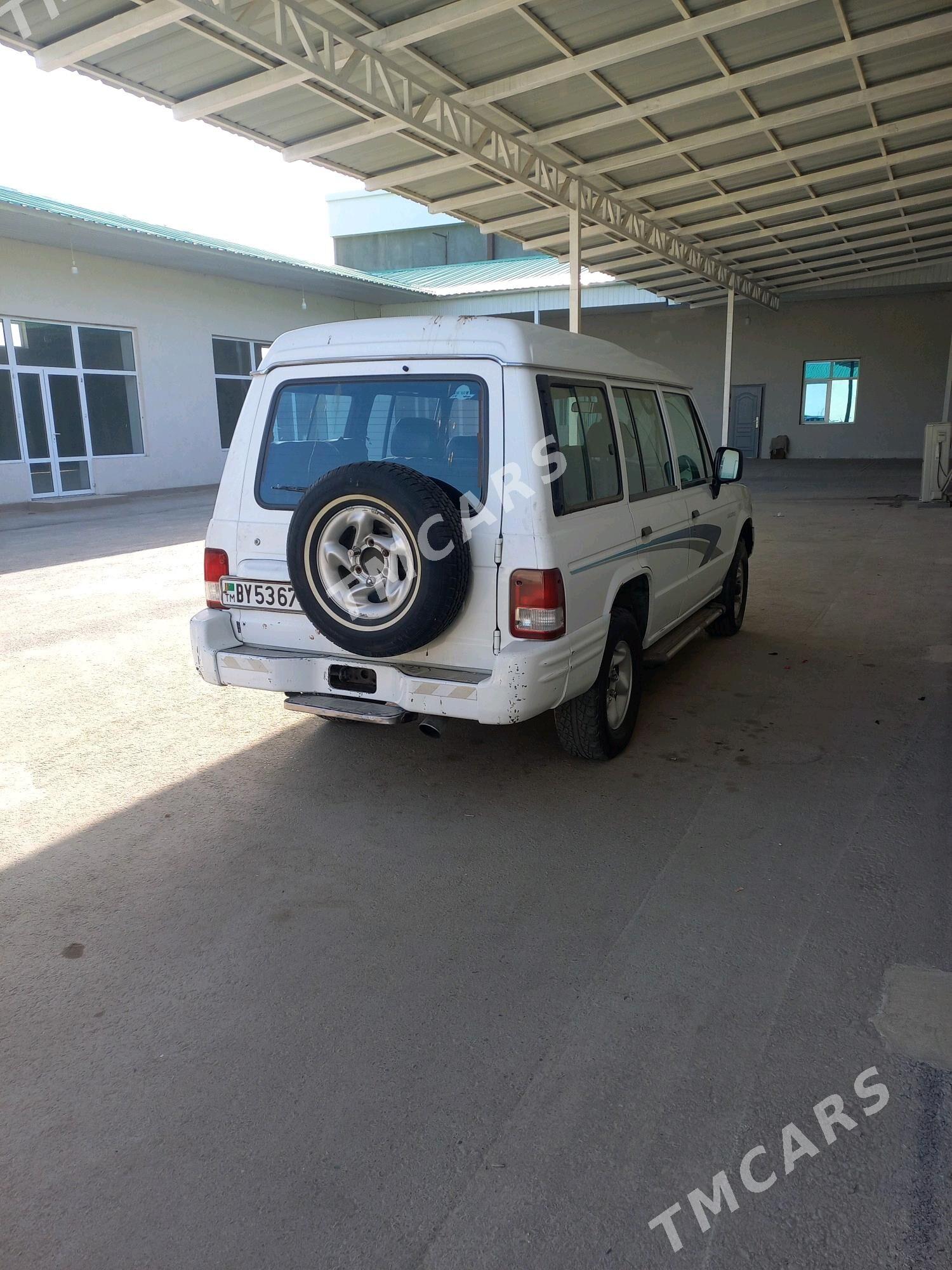 Hyundai Galloper 1998 - 70 000 TMT - Гёкдепе - img 3