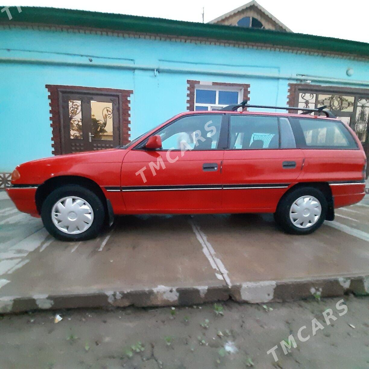 Opel Vectra 1993 - 29 000 TMT - Şabat etr. - img 1