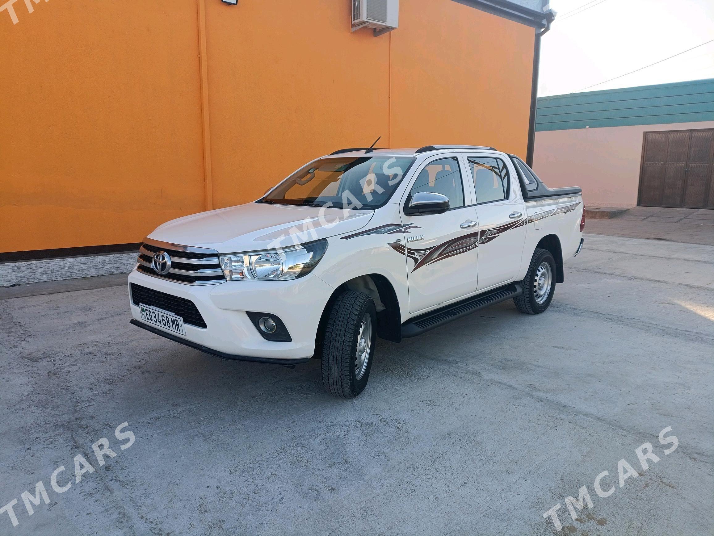 Toyota Hilux 2020 - 500 000 TMT - Мары - img 3