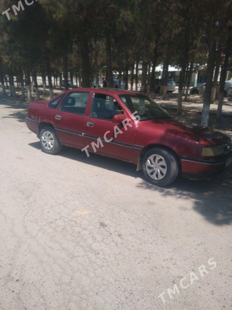 Opel Vectra 1994 - 20 000 TMT - Dostluk - img 1