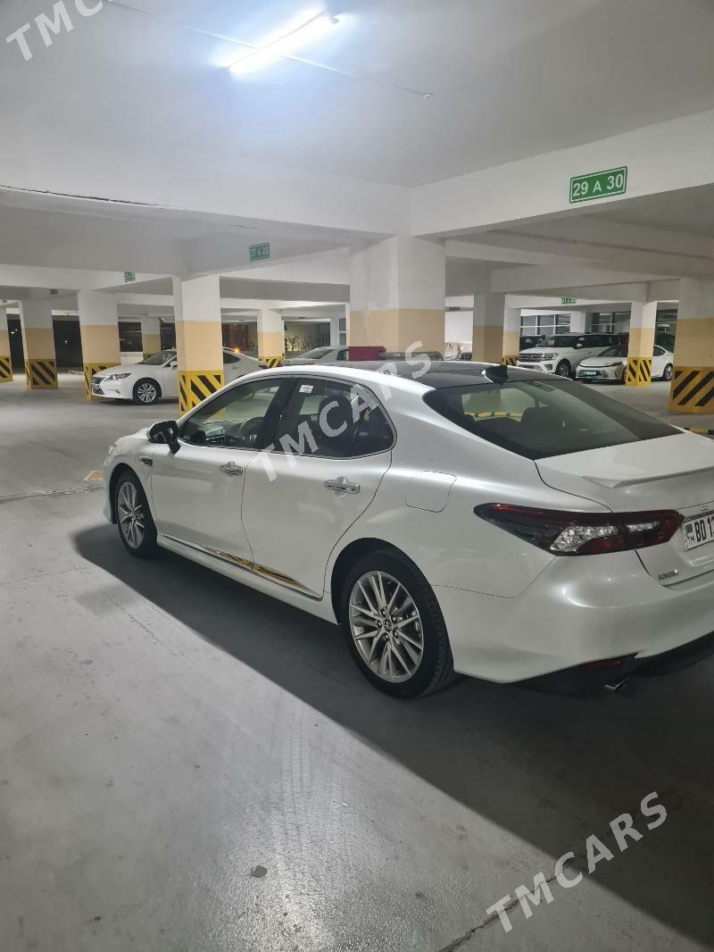 Toyota Camry 2022 - 700 000 TMT - Ашхабад - img 2