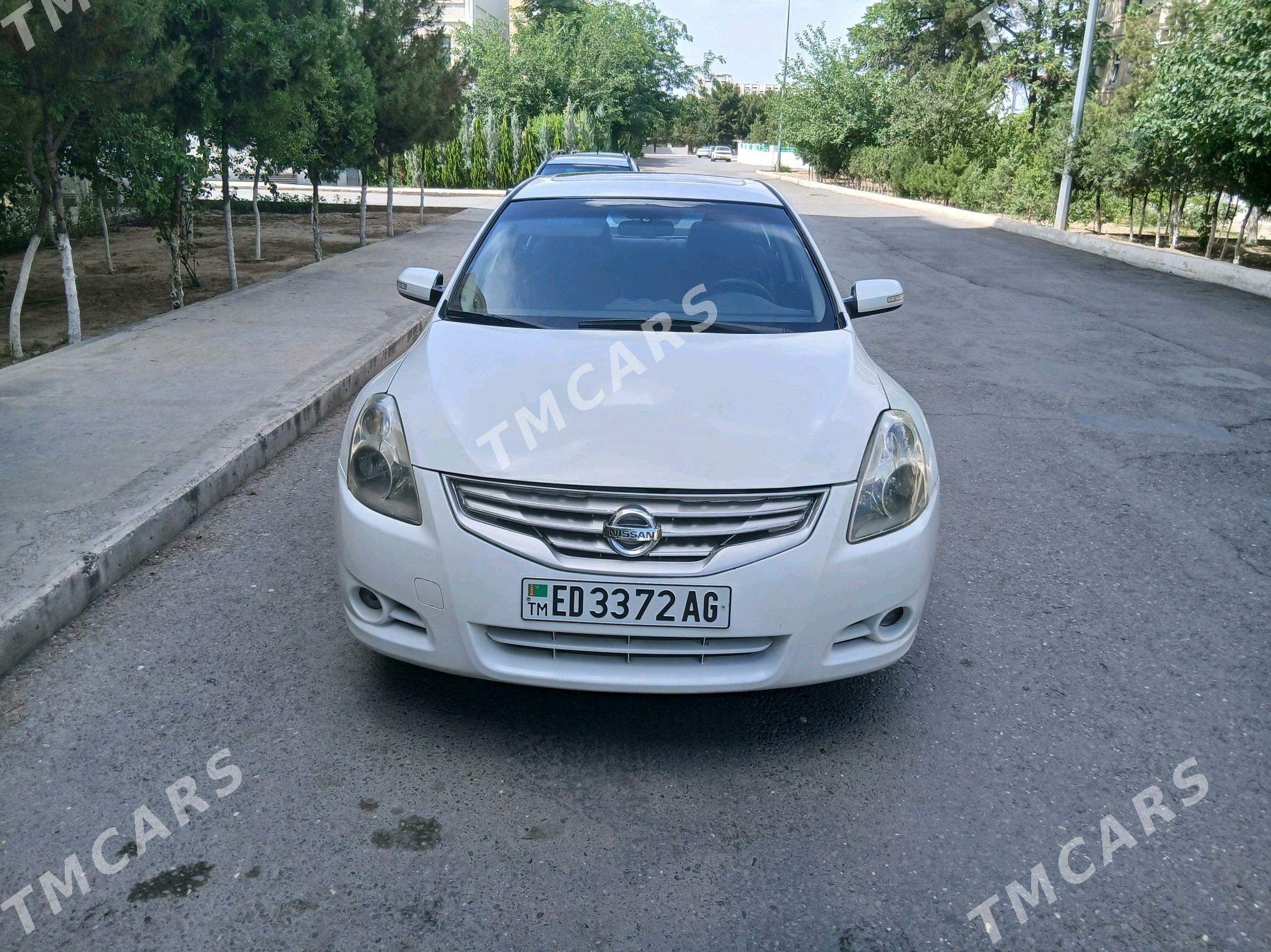 Nissan Altima 2011 - 125 000 TMT - Büzmeýin - img 2