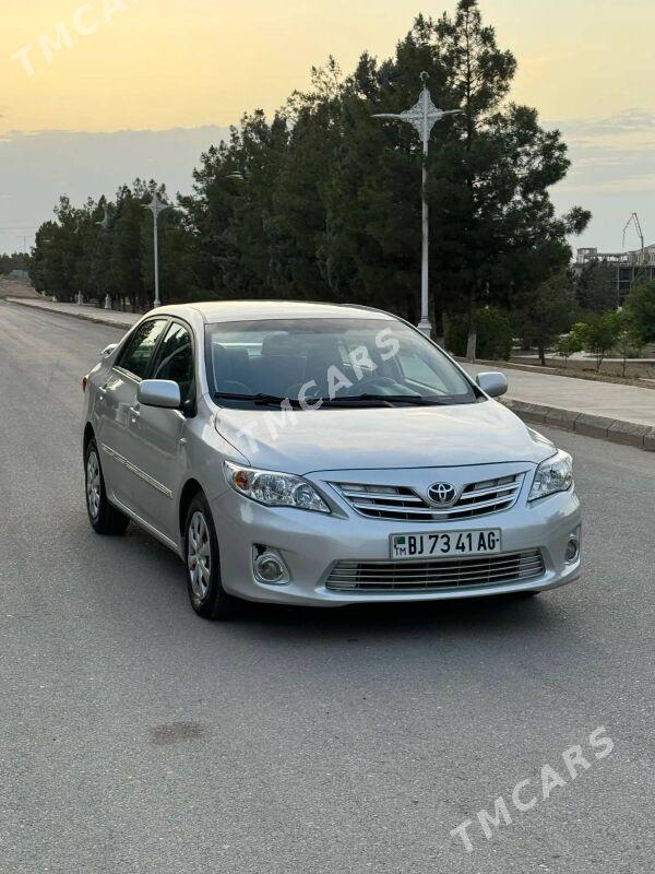 Toyota Corolla 2013 - 157 000 TMT - Ашхабад - img 2