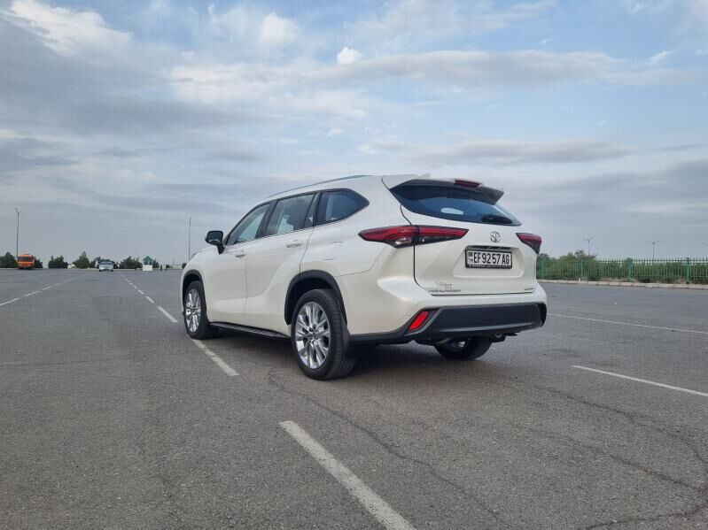 Toyota Highlander 2020 - 655 000 TMT - Ашхабад - img 4