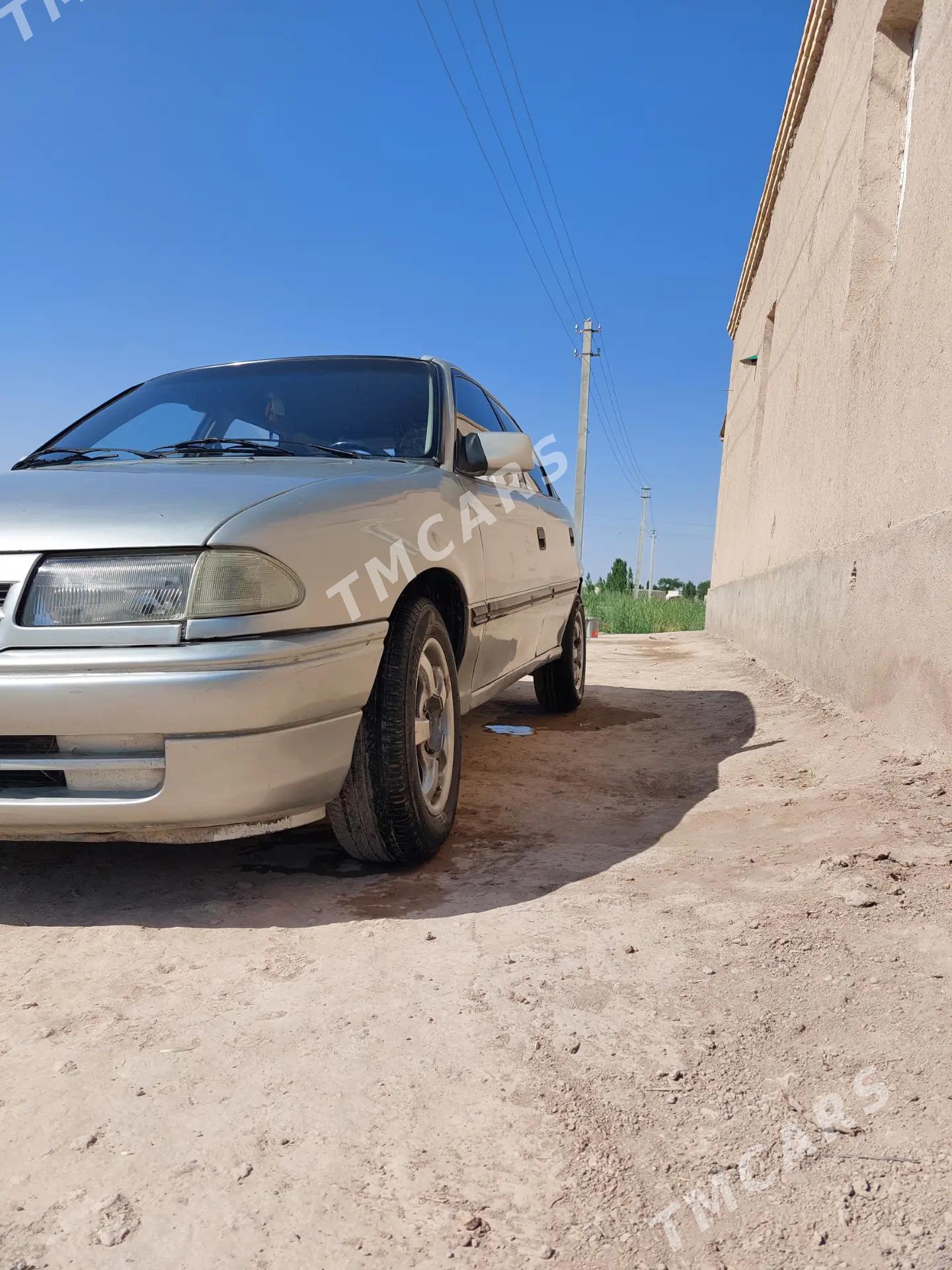 Opel Astra 1992 - 23 000 TMT - Акдепе - img 4