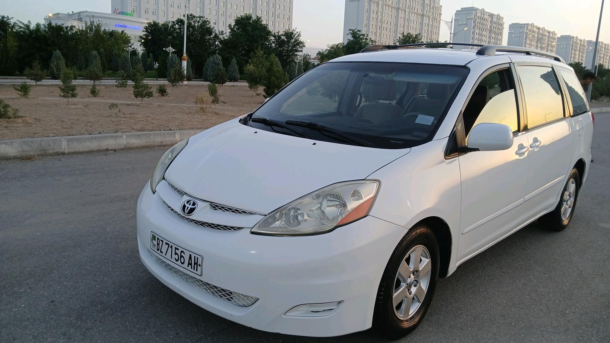 Toyota Sienna 2009 - 175 000 TMT - Tejen - img 2