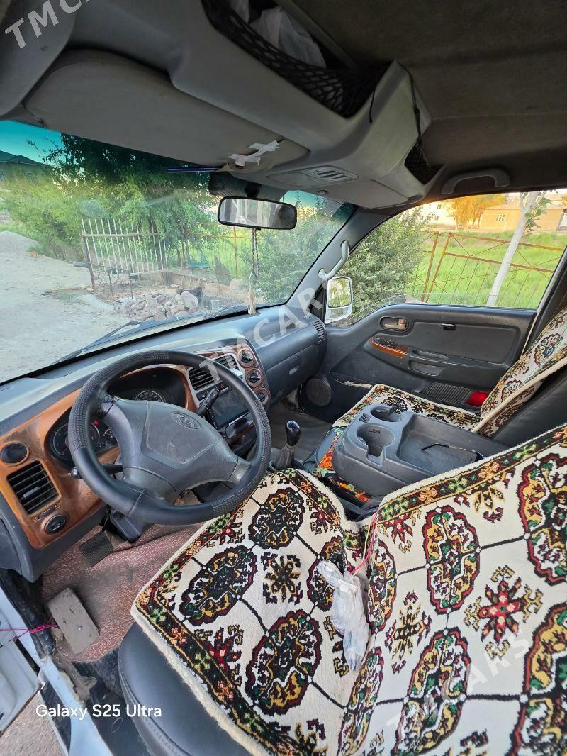 Kia Bongo 2005 - 130 000 TMT - Gurbansoltan Eje - img 4