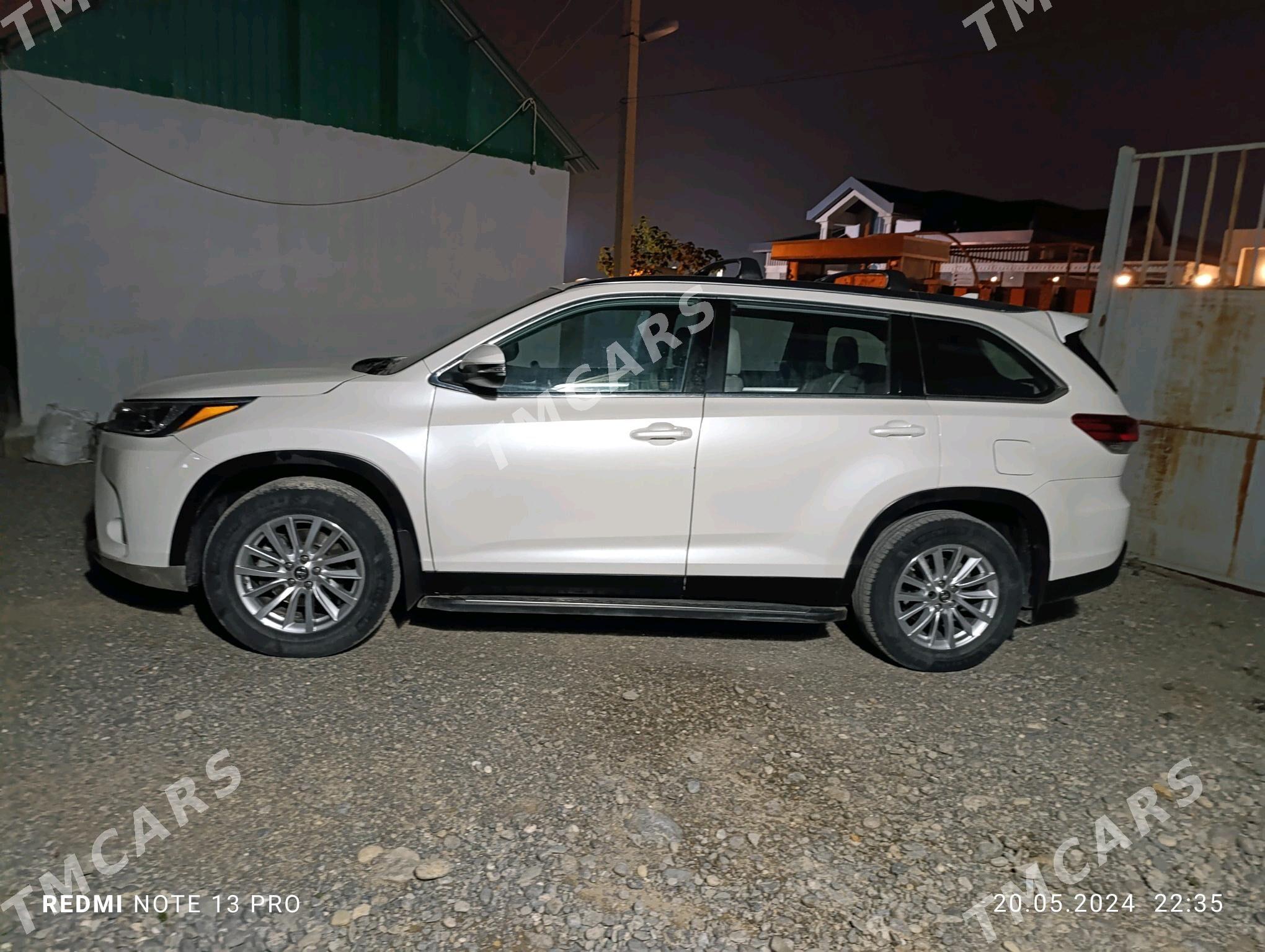 Toyota Highlander 2019 - 430 000 TMT - Гёкдепе - img 3