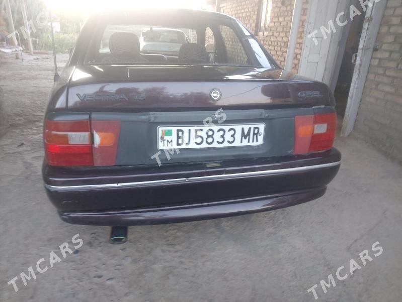 Opel Vectra 1987 - 26 000 TMT - Murgap - img 6