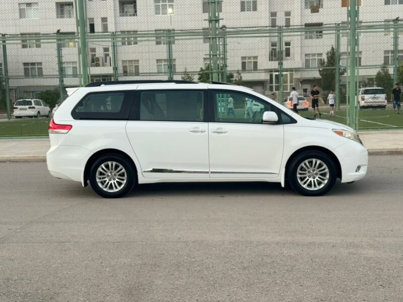 Toyota Sienna 2012 - 303 000 TMT - Ашхабад - img 6
