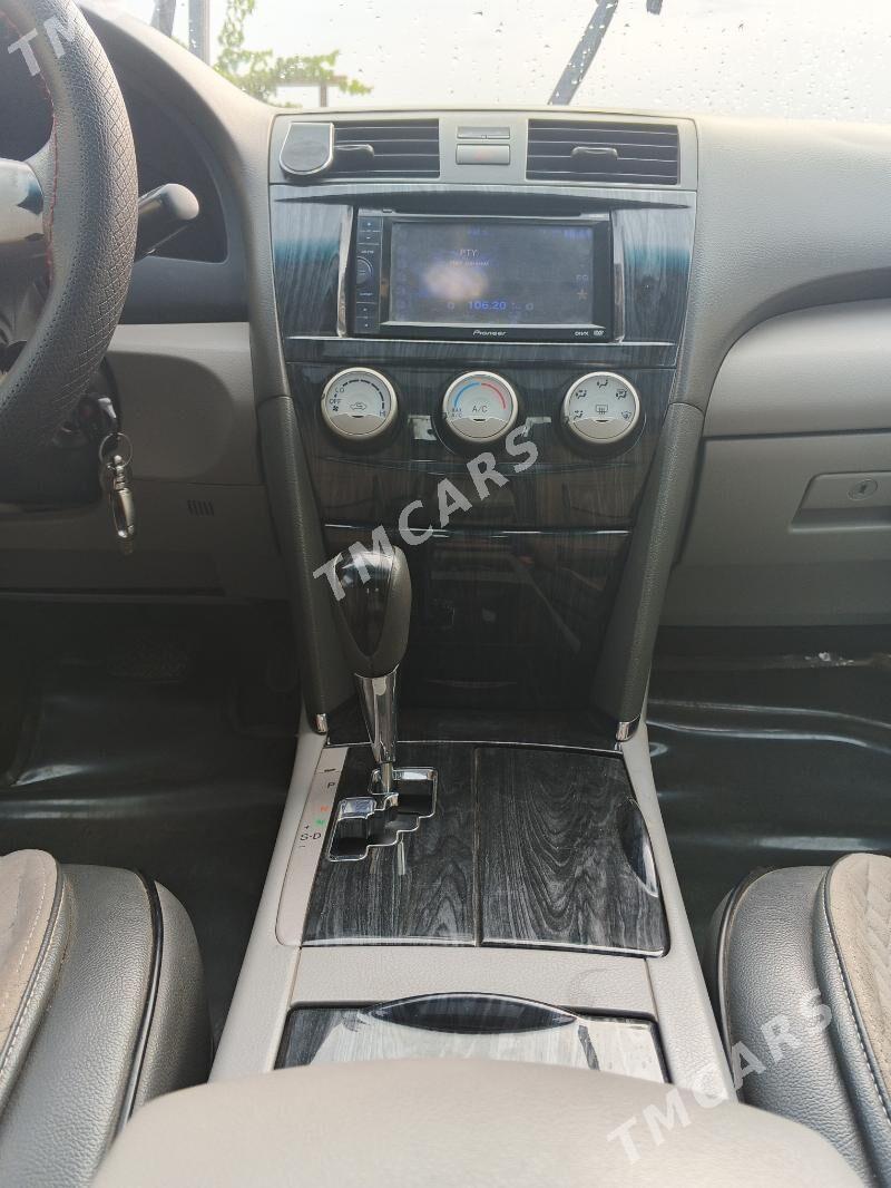 Toyota Camry 2010 - 175 000 TMT - Baýramaly - img 2