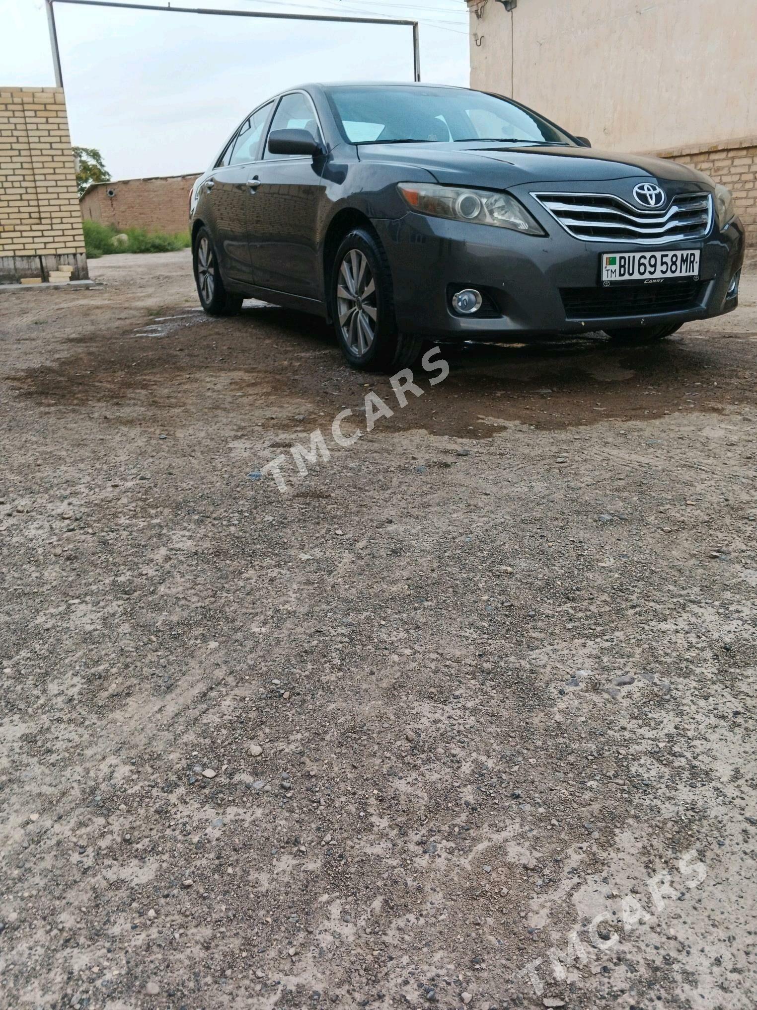 Toyota Camry 2010 - 175 000 TMT - Baýramaly - img 10