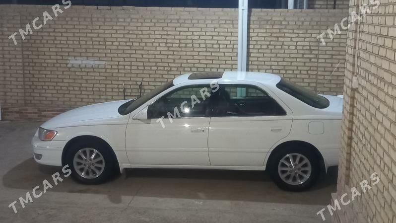Toyota Camry 1998 - 150 000 TMT - Байрамали - img 4