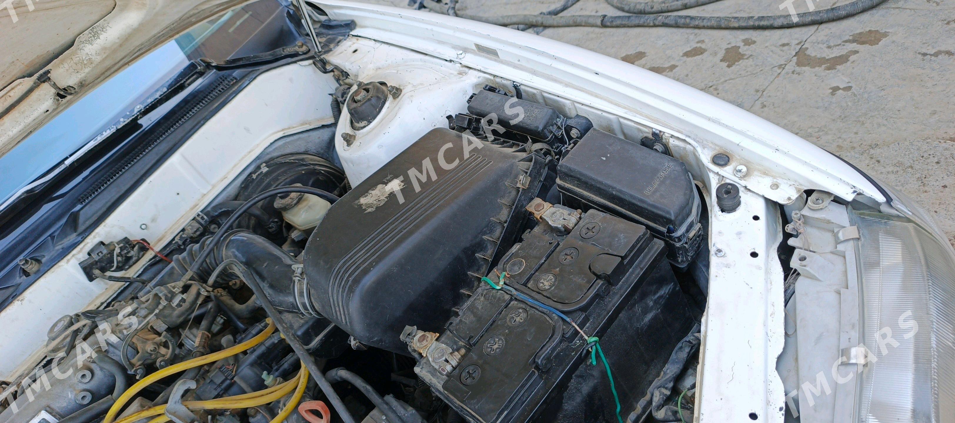 Toyota Camry 1993 - 72 000 TMT - Halaç - img 7
