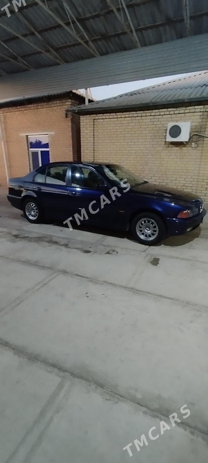 BMW E39 1999 - 130 000 TMT - Мары - img 7