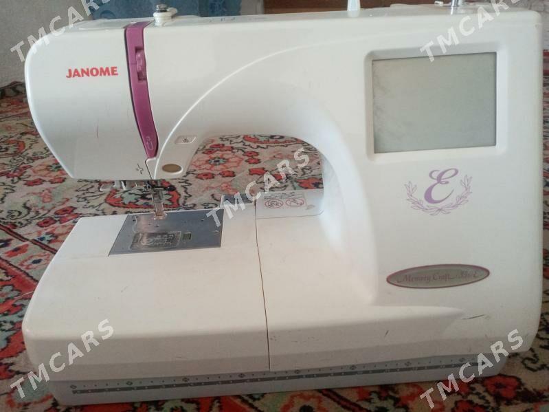 Janome 350 e - Mary - img 3