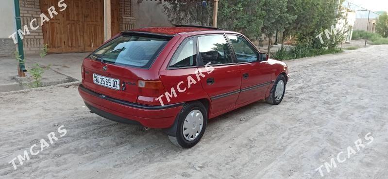 Opel Astra 1992 - 32 000 TMT - Gurbansoltan Eje - img 3