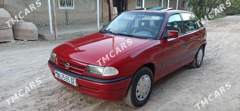Opel Astra 1992 - 32 000 TMT - Gurbansoltan Eje - img 2