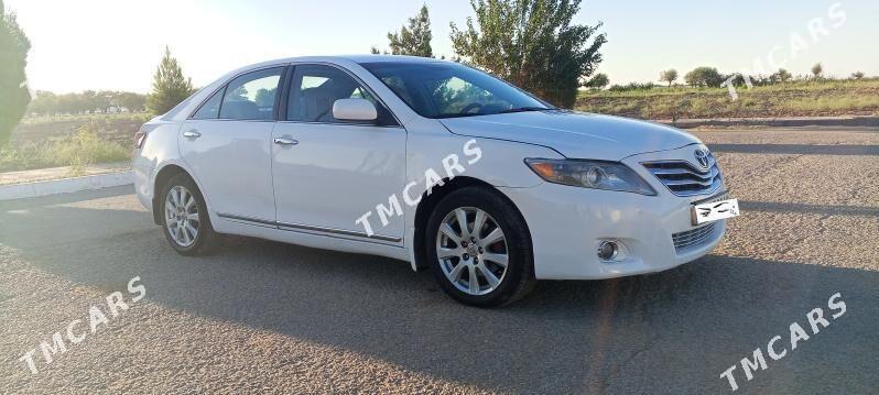 Toyota Camry 2010 - 130 000 TMT - Babadaýhan - img 3