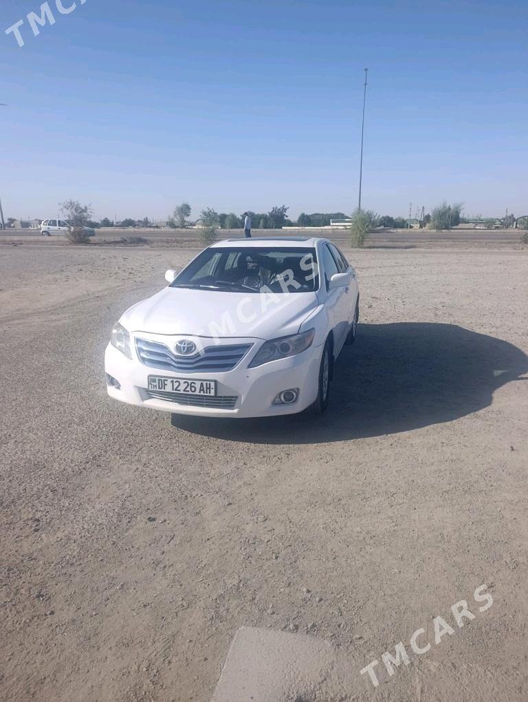 Toyota Camry 2008 - 130 000 TMT - Bäherden - img 4