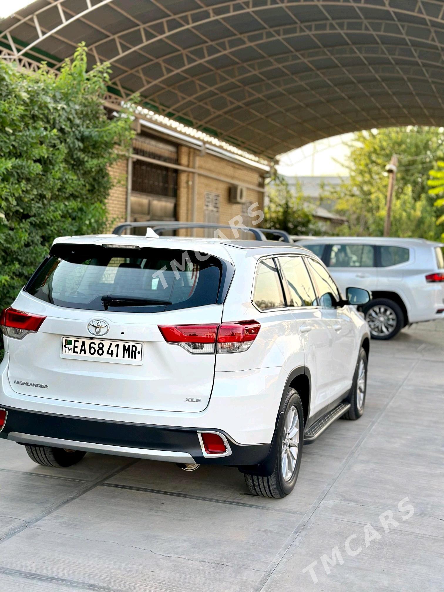 Toyota Highlander 2019 - 420 000 TMT - Мары - img 5