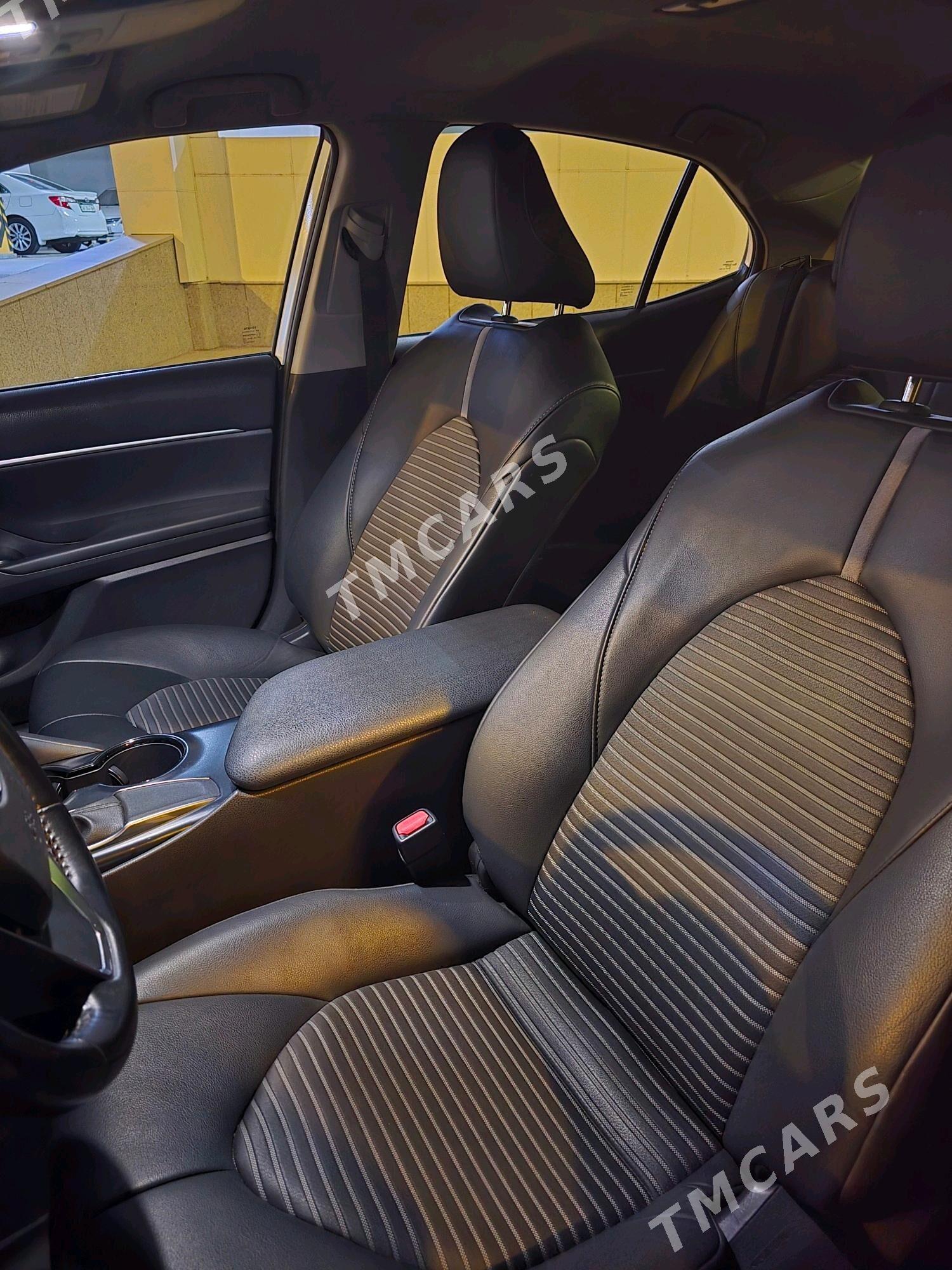 Toyota Camry 2020 - 310 000 TMT - Aşgabat - img 5