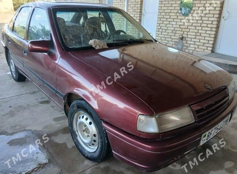 Opel Vectra 1992 - 36 000 TMT - Murgap - img 2