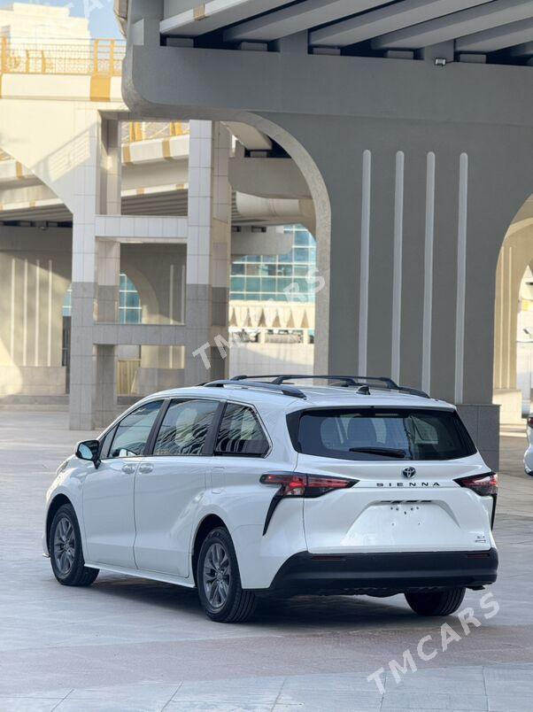 Toyota Sienna 2022 - 585 000 TMT - Ашхабад - img 8