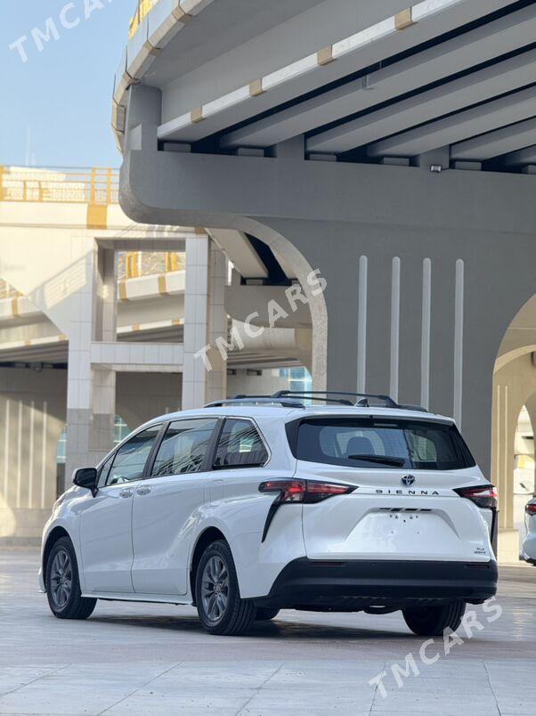 Toyota Sienna 2022 - 585 000 TMT - Ашхабад - img 10