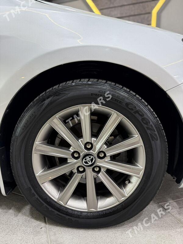 Toyota Camry 2012 - 270 000 TMT - Торговый центр "15 лет Независимости" - img 3