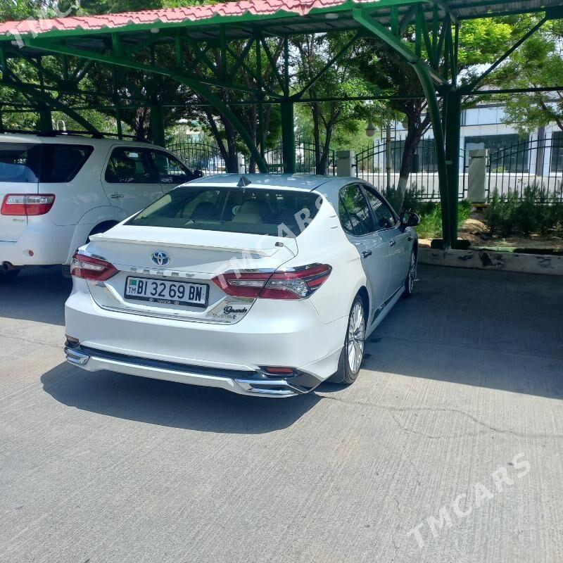 Toyota Camry Hybrid 2020 - 250 000 TMT - Туркменбаши - img 6