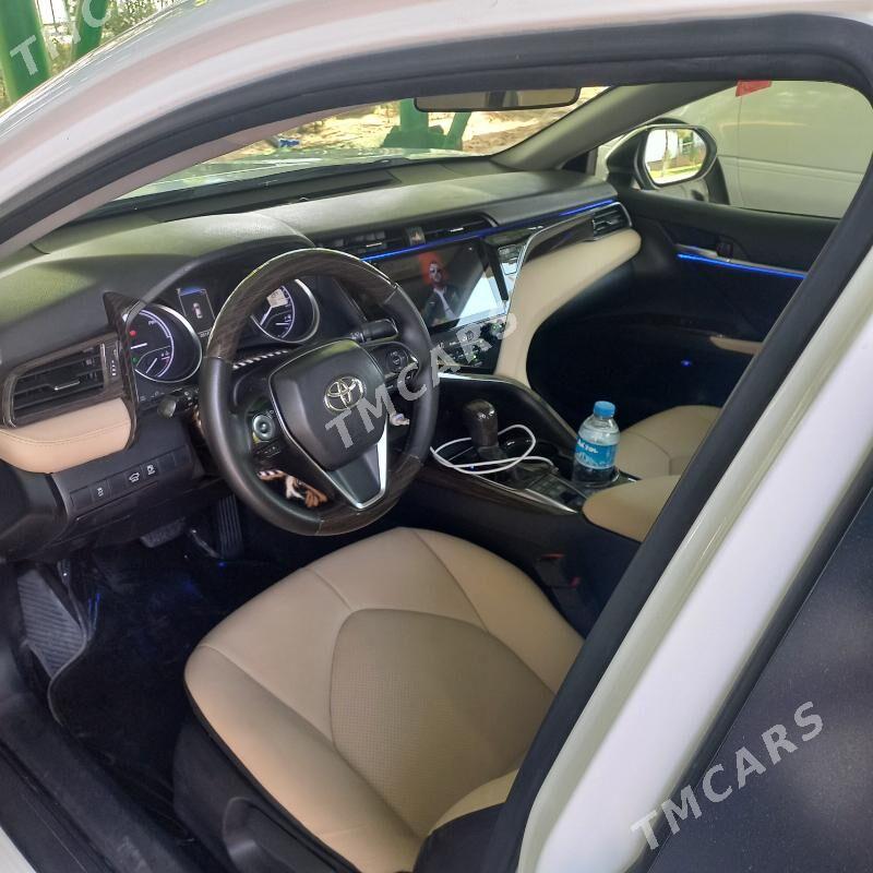 Toyota Camry Hybrid 2020 - 250 000 TMT - Туркменбаши - img 8